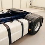 Volvo FH12 420 4×2 Sleeper Cab Tractor Unit - thumbnail