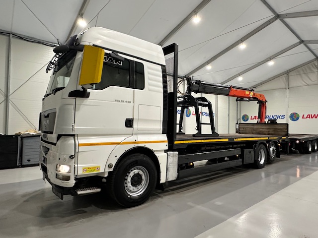 MAN TGX 26.440 6×2 Brick Grab Drawbar