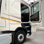 Volvo FH 500 6×2 Midlift Tractor Unit - thumbnail