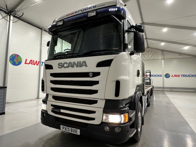 Scania R440 6×2 Rear Lift Brick Grab Drawbar