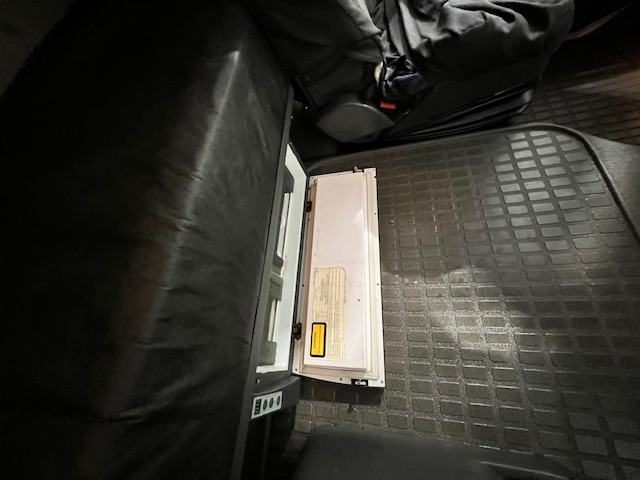 Volvo FH 480 6×2 Rear Lift Tractor Unit