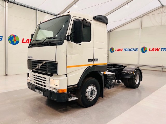Volvo FH12 420 4×2 Tractor Unit