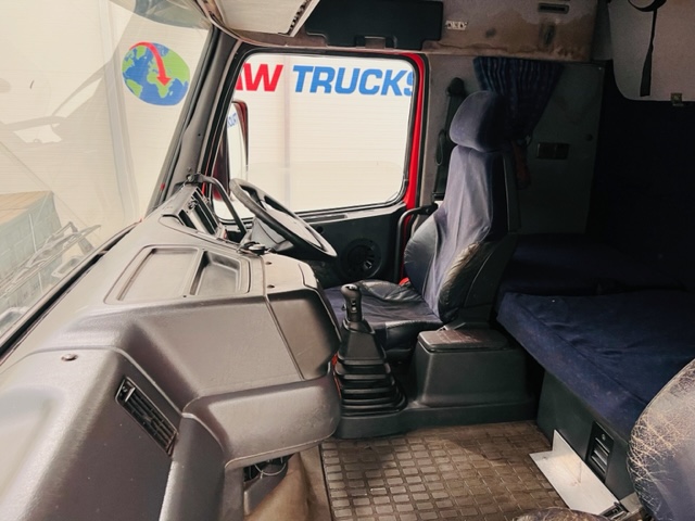 Volvo FH12 420 4×2 GTXL Tractor Unit