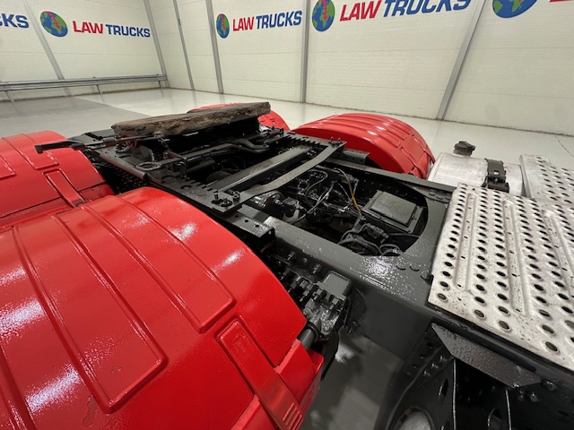 Volvo FH 500 6×2 Midlift Tractor Unit