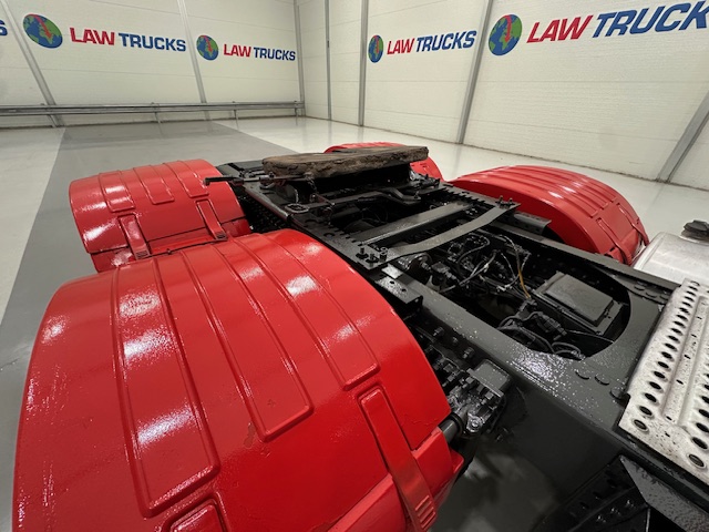 Volvo FH 500 6×2 Midlift Tractor Unit