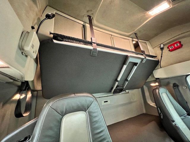 Volvo FH 500 6×2 Midlift Tractor Unit