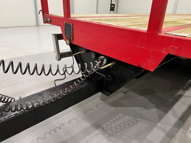 Volvo FH 500 6×2 Rear Lift Flatbed’s Drawbar