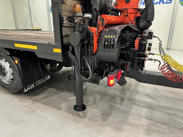 MAN TGX 26.440 6×2 Brick Grab Drawbar