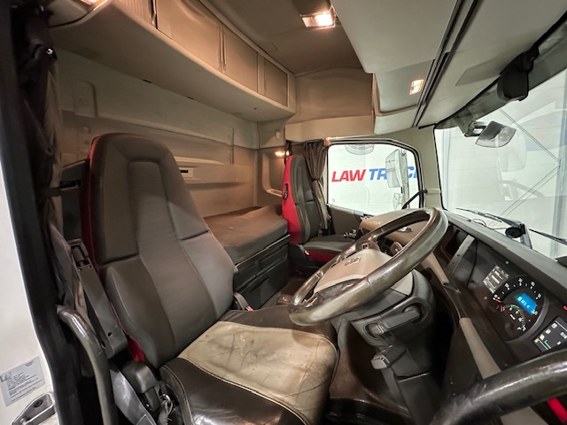 Volvo FH 500 6×2 Midlift Tractor Unit