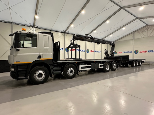 DAF CF85 360 8×2 Flatbed Brick Grab Drawbar