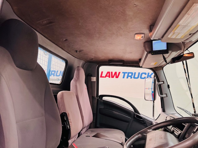 Isuzu N75 190 Day Cab Dropside
