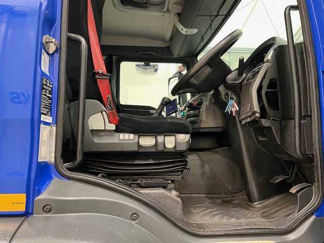 MAN TGS 26.360 6×2 Rear Lift Dropside Brick Grab Manual