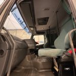 Volvo FH12 420 4×2 Caravan Transporter - thumbnail