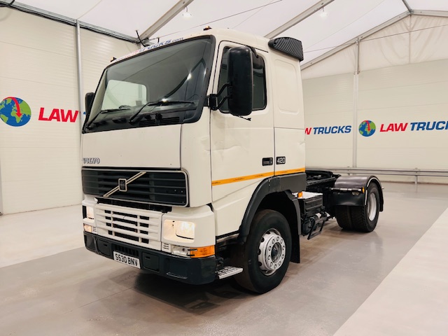 Volvo FH12 420 4×2 Tractor Unit