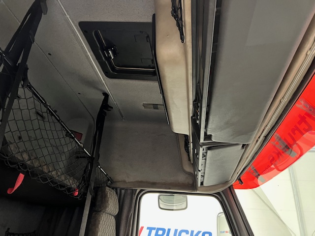 Volvo FH12 420 6×4 Double Drive Tractor Unit