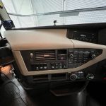 Volvo FH 500 6×2 Sleeper Cab Tractor Unit PTO - thumbnail