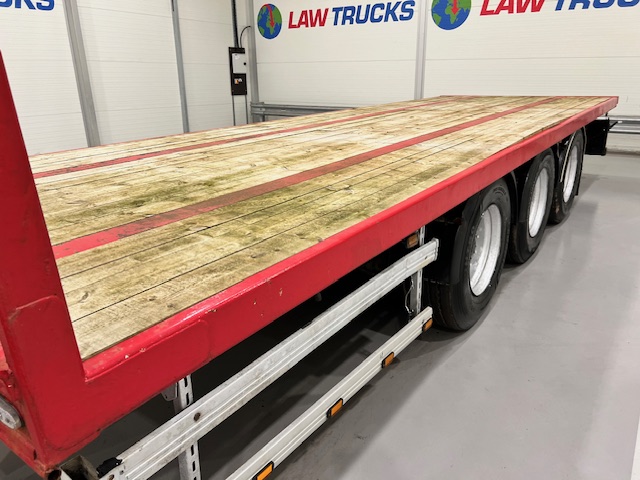 Volvo FH 500 6×2 Rear Lift Flatbed’s Drawbar