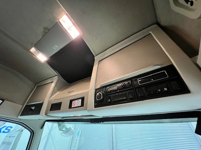 Volvo FH 500 6×2 Midlift Tractor Unit