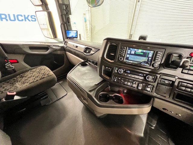 Scania S450 6×2 Midlift Highline Tractor Unit