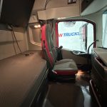 Volvo FH 500 6×2 Sleeper Cab Tractor Unit - thumbnail