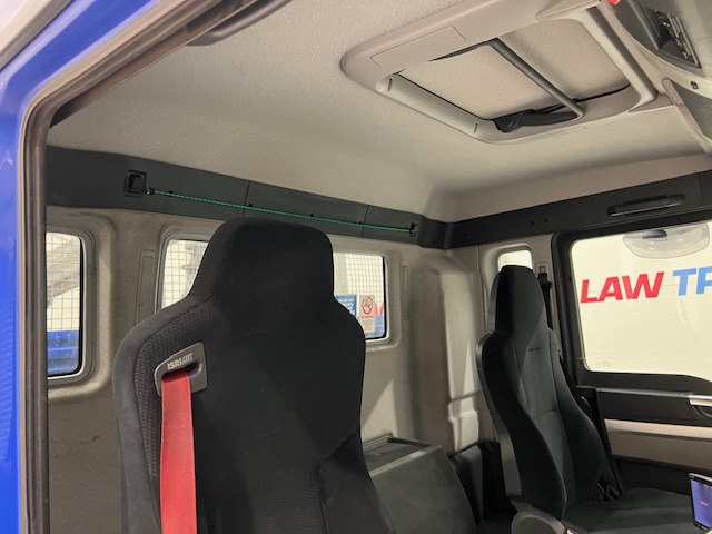 MAN TGS 26.360 6×2 Rear Lift Dropside Brick Grab Manual