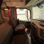 Volvo FH 500 6×2 Sleeper Cab Tractor Unit - thumbnail