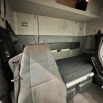 Volvo FH 460 6×2 Midlift Tractor Unit PTO - thumbnail