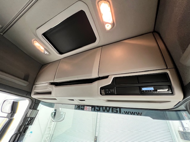 Scania S450 6×2 Midlift Highline Tractor Unit