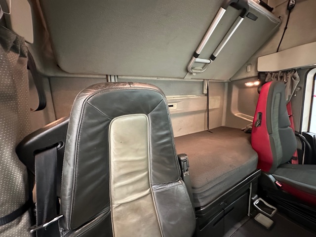 Volvo FH 500 6×2 Globetrotter XL Midlift Tractor Unit