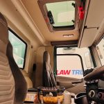 DAF CF75 310 Rear Lift Day Cab Dropside Brick Grab - thumbnail