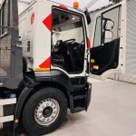 Iveco Stralis 310 Euro 6 6×2 Dropside Brick Grab - thumbnail
