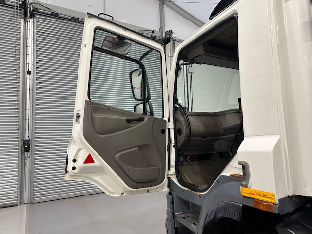 DAF CF75 310 6×4 Day Cab Steel Tipper Grab