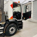 Iveco Stralis 310 6×2 Dropside Brick Grab - thumbnail