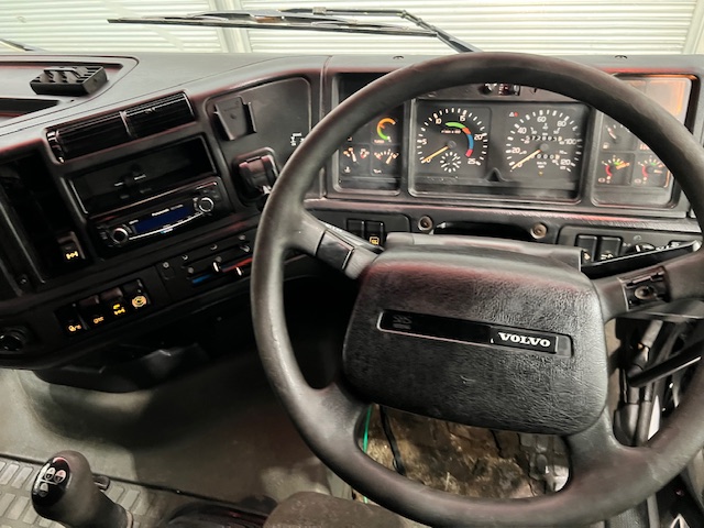 Volvo FH12 420 6×4 Double Drive Tractor Unit