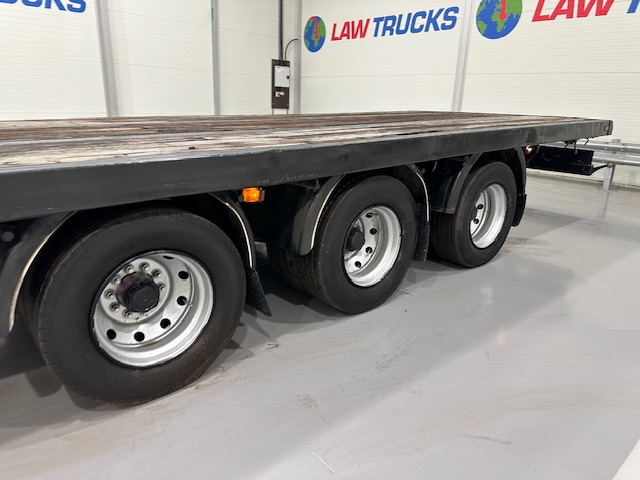 MAN TGX 26.440 6×2 Brick Grab Drawbar