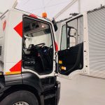 Iveco Stralis 310 Euro 6 6×2 Dropside Brick Grab - thumbnail