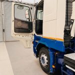 Volvo FH12 420 4×2 Sleeper Cab Tractor Unit - thumbnail