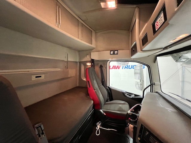 Volvo FH 500 6×2 Midlift Tractor Unit