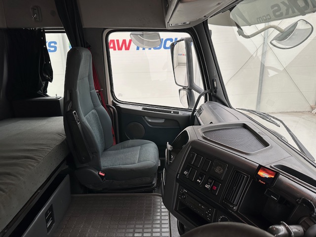 Volvo FH 460 6×2 Midlift Tractor Unit PTO