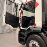 Iveco Stralis 310 6×2 Dropside Brick Grab - thumbnail