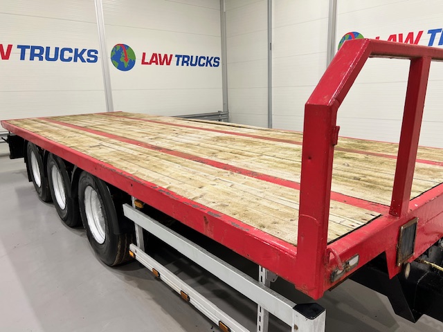 Volvo FH 500 6×2 Rear Lift Flatbed’s Drawbar