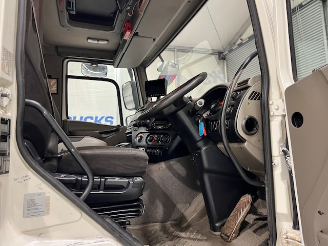 DAF CF85 360 8×4 Day Cab Steel Tipper Grab