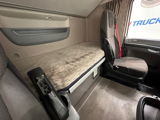 DAF XF 480 6×2 Midlift Tractor Unit