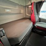 Volvo FH 460 6×2 Midlift Tractor Unit - thumbnail