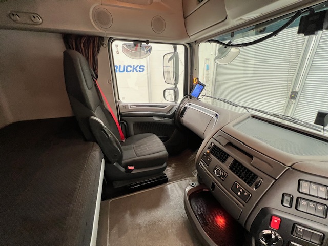 DAF XF 480 6×2 Midlift Tractor Unit