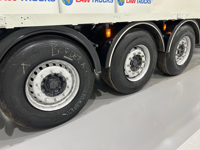 Scania R440 6×2 Rear Lift Brick Grab Drawbar