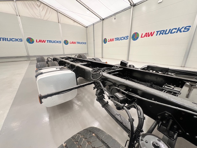 Scania G360 8×2 Sleeper Chassis Cab