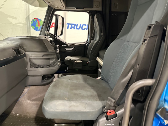 Volvo FH 460 6×2 Sleeper Cab Tractor Unit