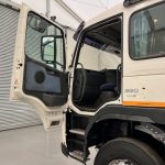 Volvo FM 400 8×4 Steel Tipper Grab Manual - thumbnail