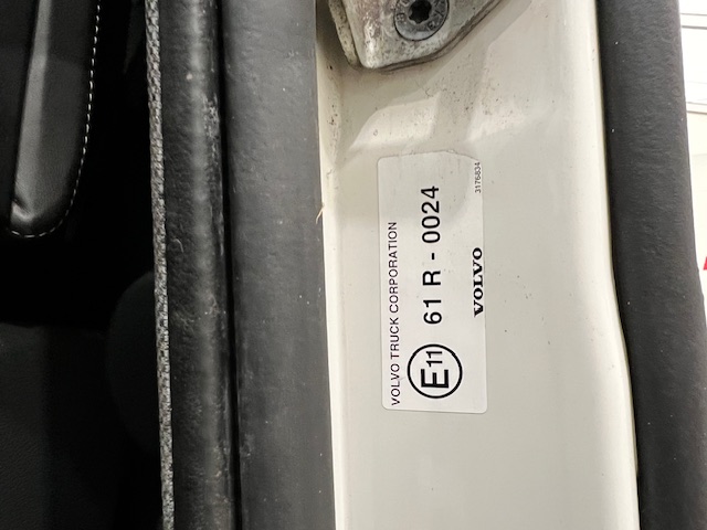 Volvo FH 460 6×2 Midlift Tractor Unit PTO